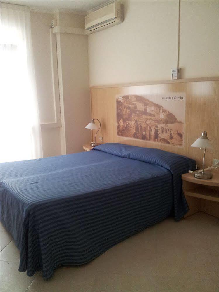Hotel Centro Imperia Dış mekan fotoğraf