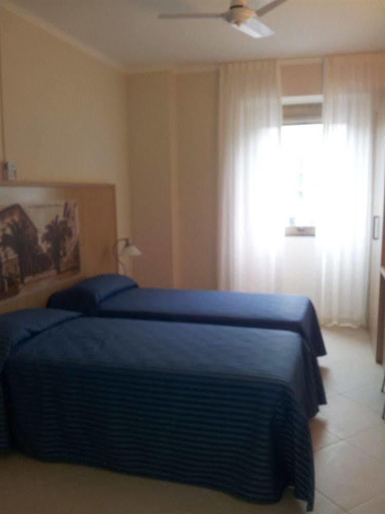 Hotel Centro Imperia Dış mekan fotoğraf