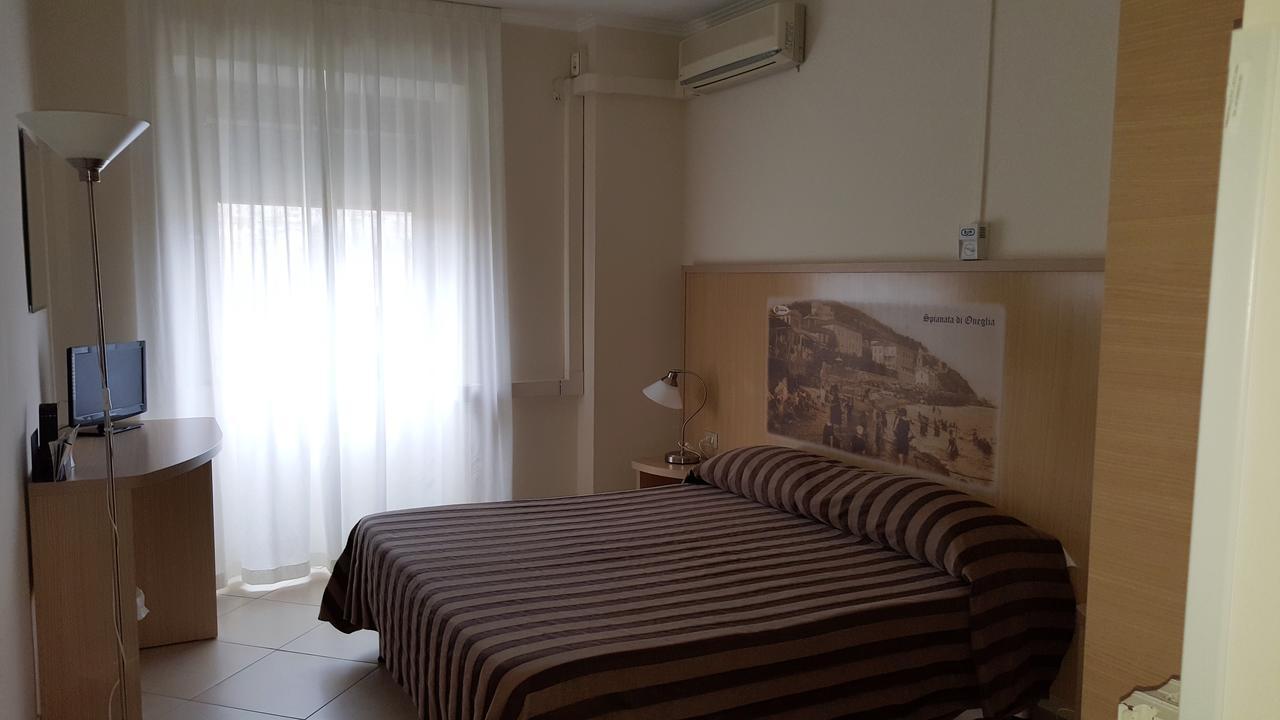 Hotel Centro Imperia Dış mekan fotoğraf
